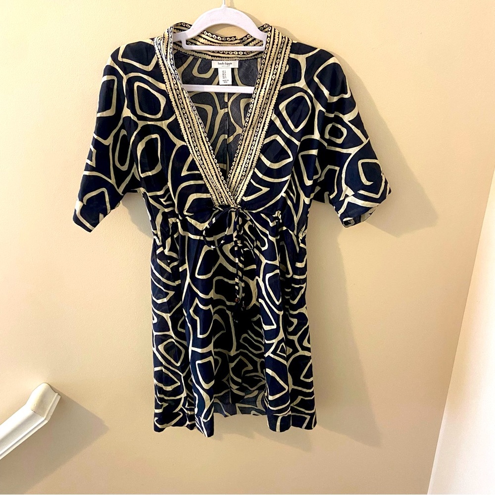 Haute Hippie Elegant Black and Cream Patterned Beach Cover Dress